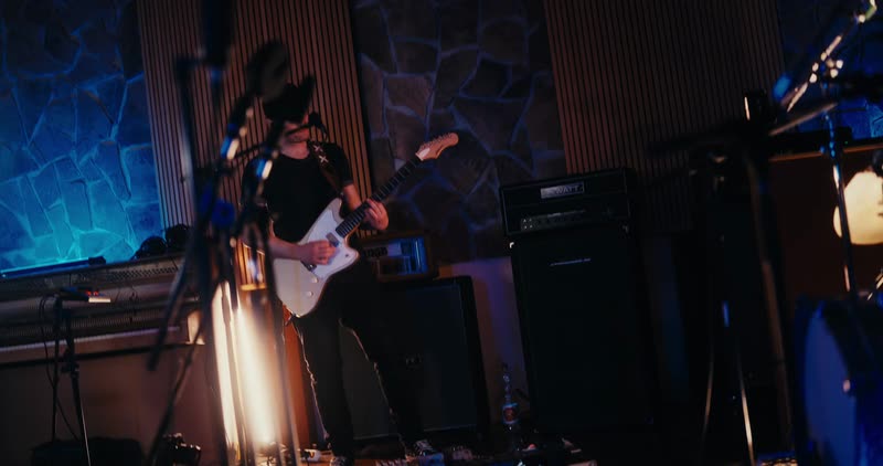 The Intersphere – Who Likes To Deal With Death? – Live Session