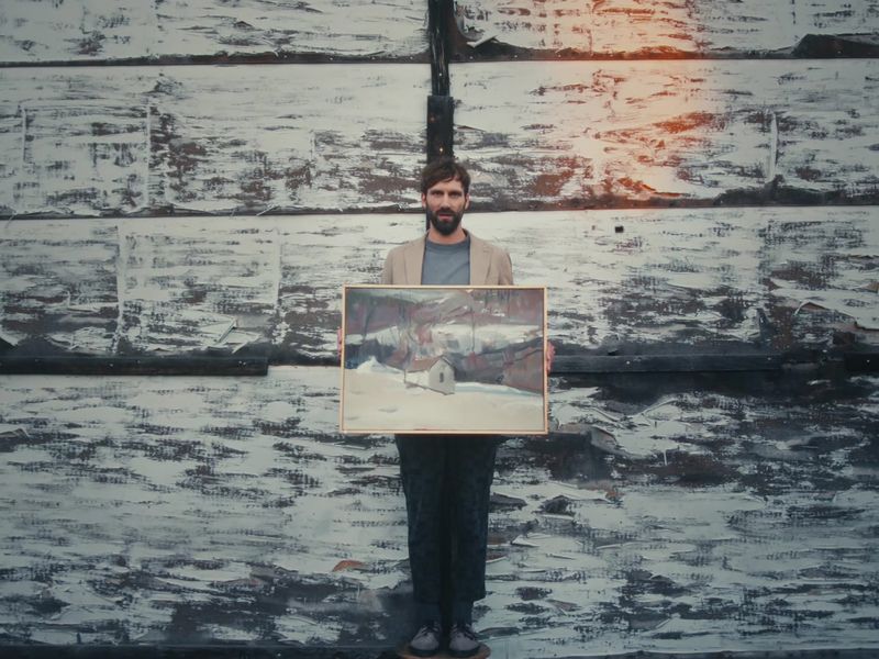 LIONLION – Silent White – still 5