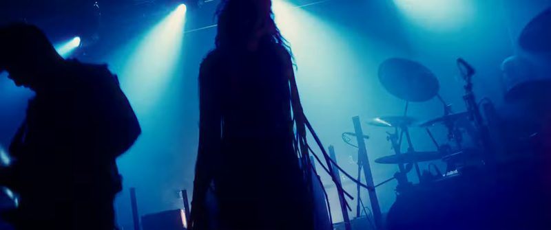 THE X – World Is Burning – still 7