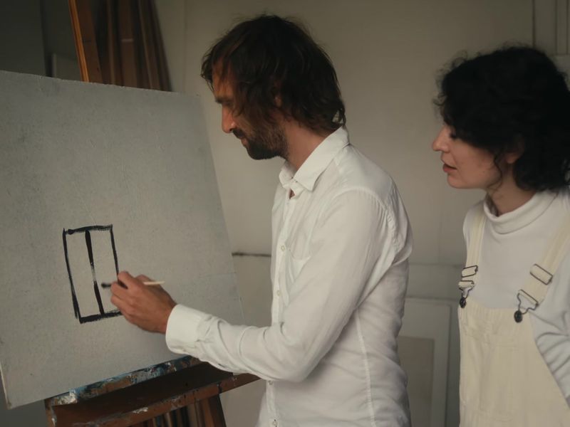 LIONLION – Silent White – still 8